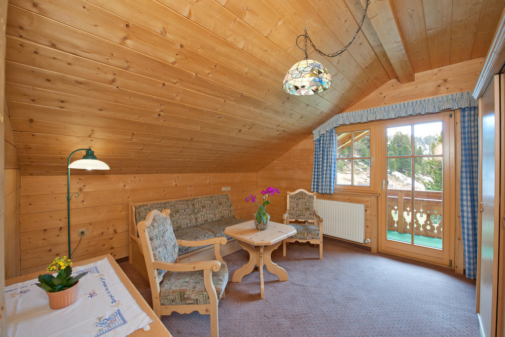 S'Hoamatl Hotel Obergurgl Room photo